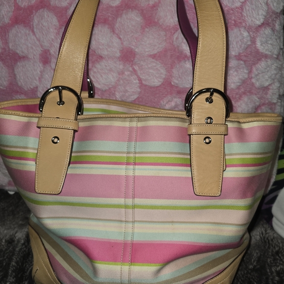 Euc Vintage Coach Hampton striped tote bag in a multicolor pastel canvas Leather - Picture 4 of 6